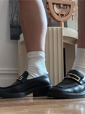 Gucci Black Leather Women's Loafers with Gold Logo